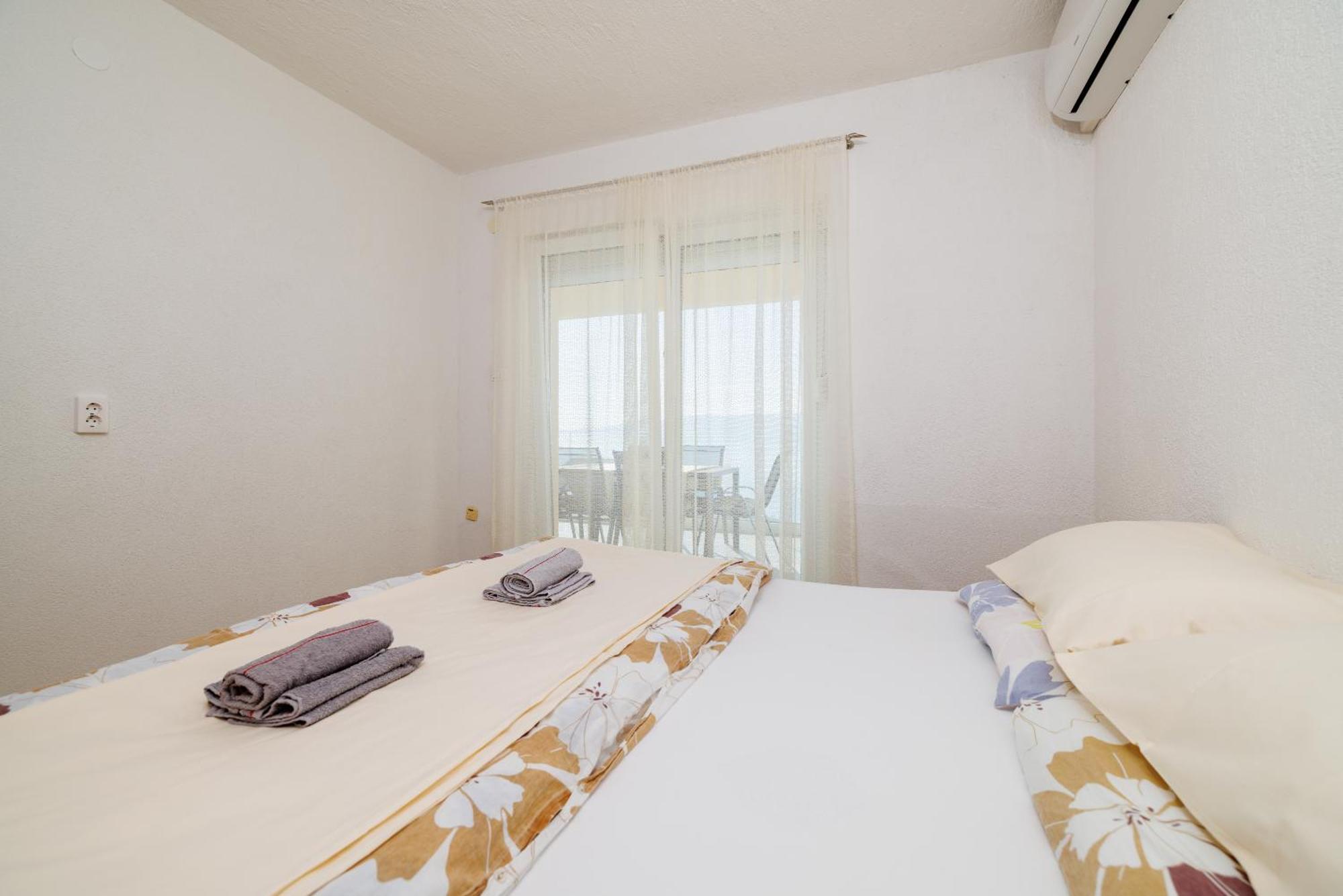 Apartmani Tijana 노비비노돌스키 외부 사진